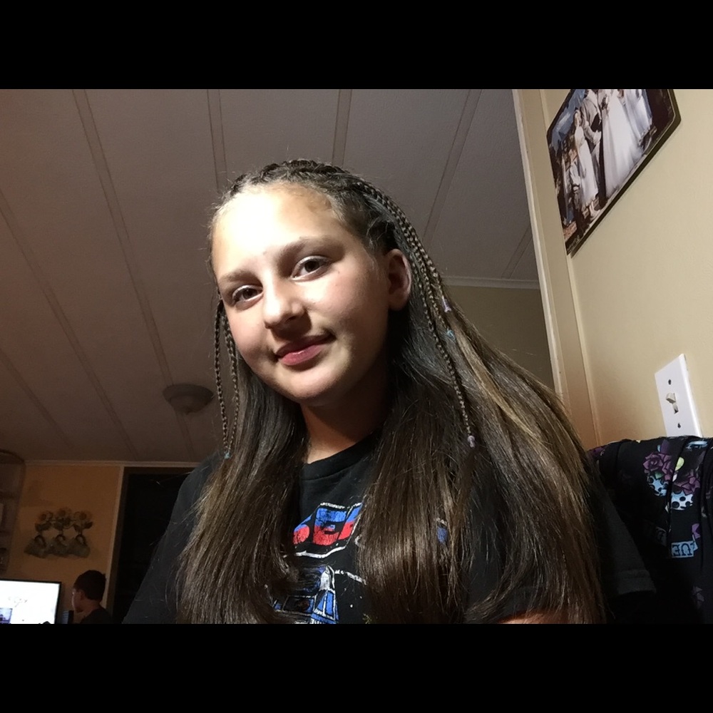 Meet your Posher, Hayley